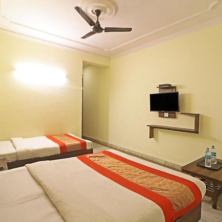Silver Shine New Delhi - Comfort Stay Exteriör bild