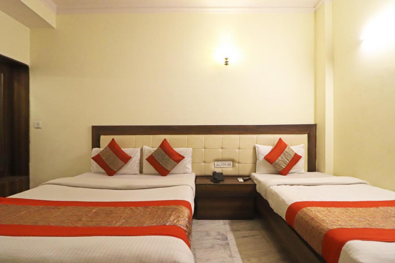 Silver Shine New Delhi - Comfort Stay Exteriör bild