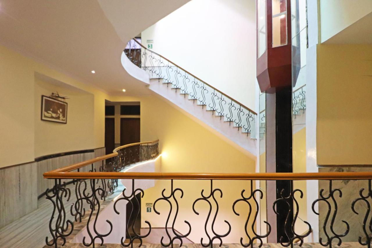 Silver Shine New Delhi - Comfort Stay Exteriör bild