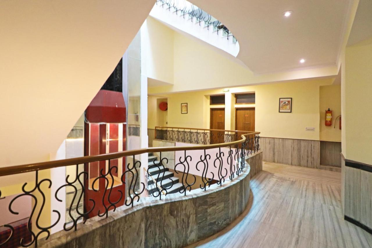 Silver Shine New Delhi - Comfort Stay Exteriör bild