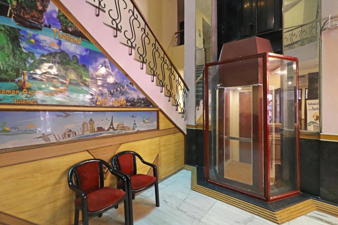 Silver Shine New Delhi - Comfort Stay Exteriör bild