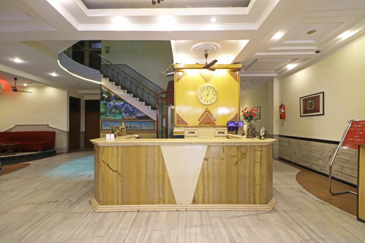 Silver Shine New Delhi - Comfort Stay Exteriör bild