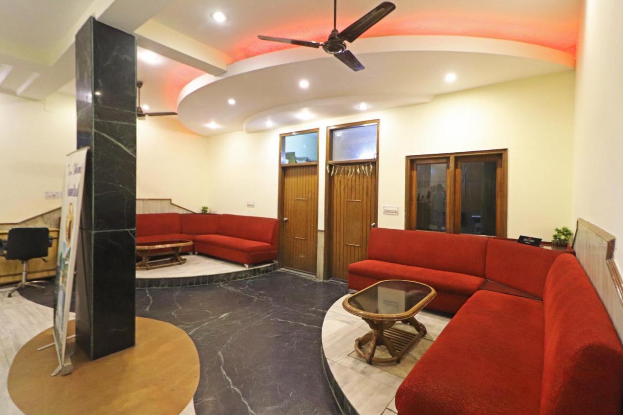 Silver Shine New Delhi - Comfort Stay Exteriör bild