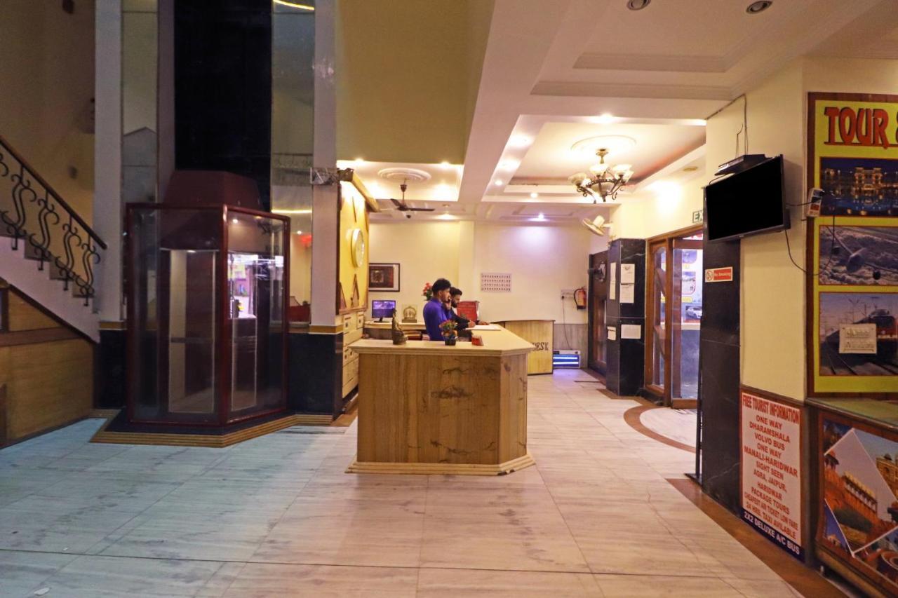 Silver Shine New Delhi - Comfort Stay Exteriör bild