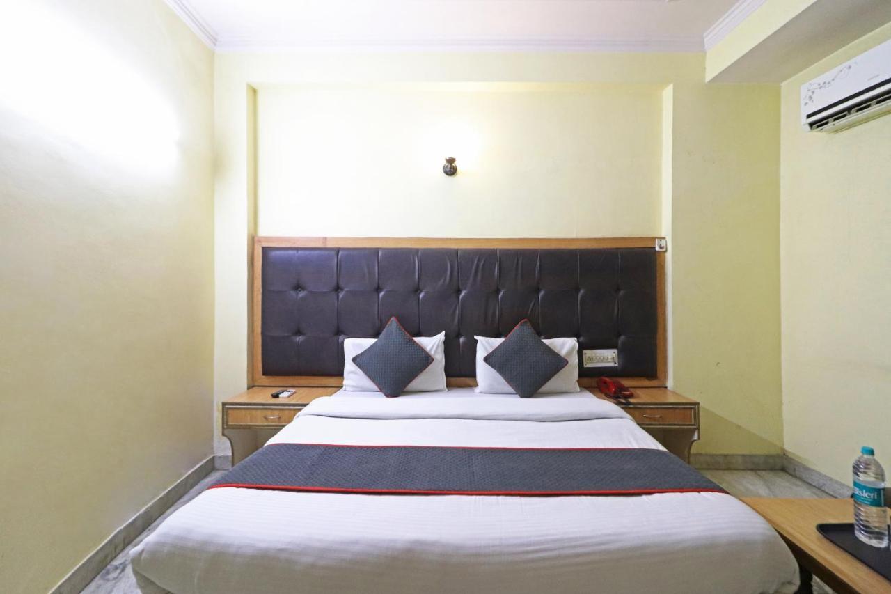 Silver Shine New Delhi - Comfort Stay Exteriör bild